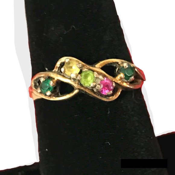 Zales Jewelry - Zales Mothers Ring - Size 8